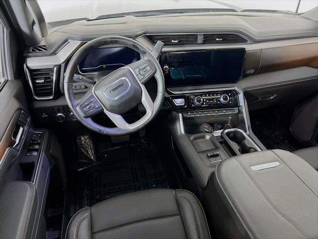 2025 GMC Sierra 2500HD Crew Cab, Standard Bed, Denali, 4WD