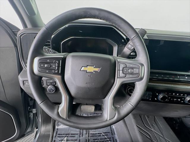 2025 Chevrolet Silverado 1500 4WD Crew Cab Short Bed LT with 2FL