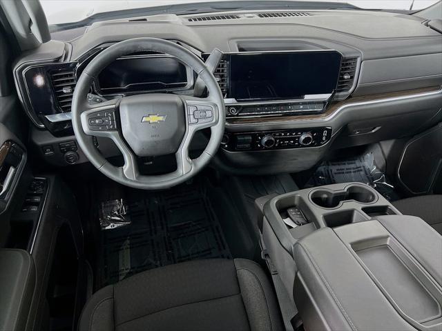 2025 Chevrolet Silverado 1500 4WD Crew Cab Short Bed LT with 2FL