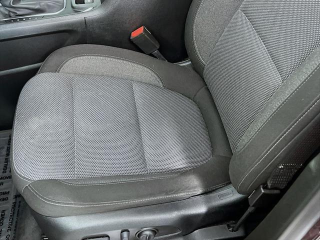 2023 Chevrolet Traverse AWD LT Cloth