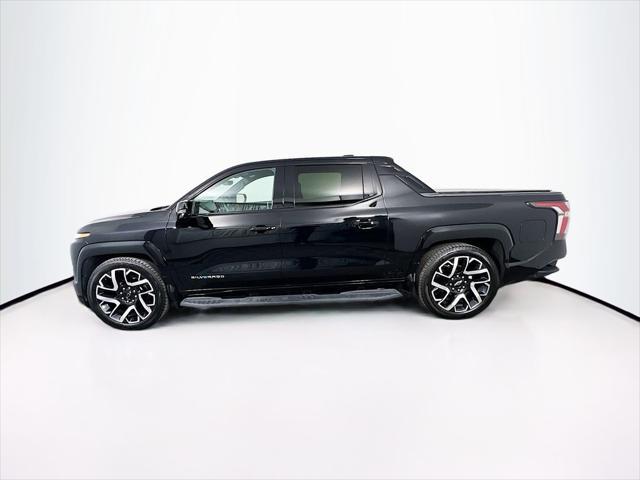 2025 Chevrolet Silverado EV RST