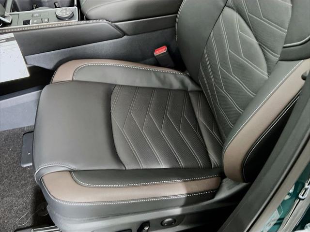 2025 Nissan Pathfinder Platinum 4WD