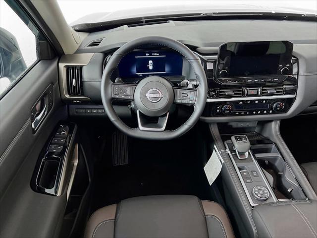 2025 Nissan Pathfinder Platinum 4WD