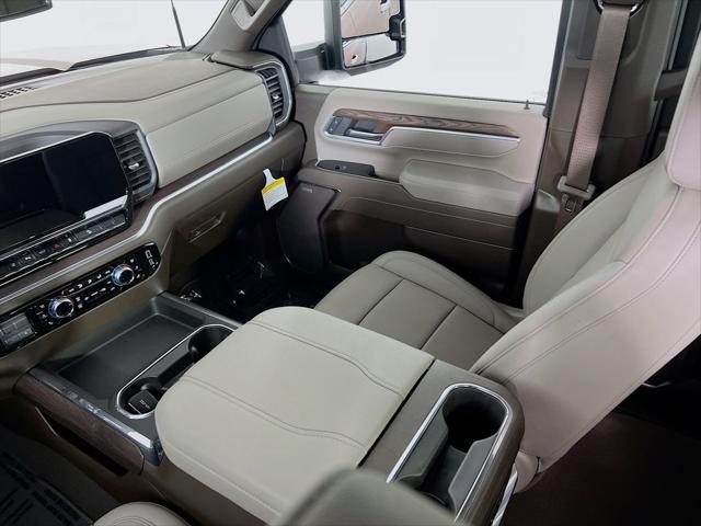 2026 GMC Sierra 3500HD Crew Cab, Long Bed, SLT Dual Rear Wheel, 4WD