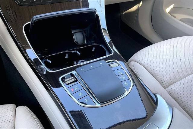 2022 Mercedes-Benz GLC SUV