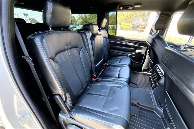 2022 Jeep Wagoneer Series III 4x4