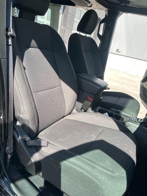 2023 Jeep Wrangler 4-Door Sport 4x4