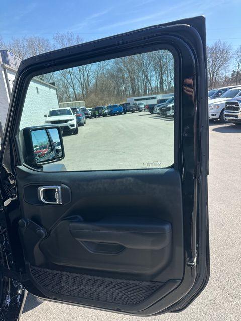 2023 Jeep Wrangler 4-Door Sport 4x4