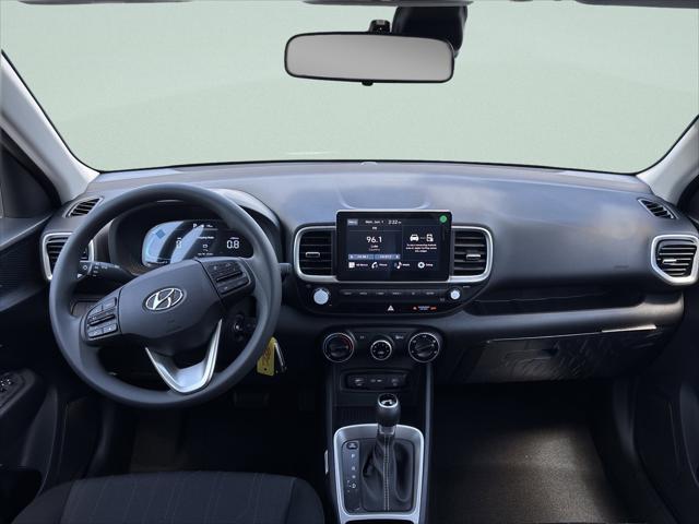 2026 Hyundai Venue SE