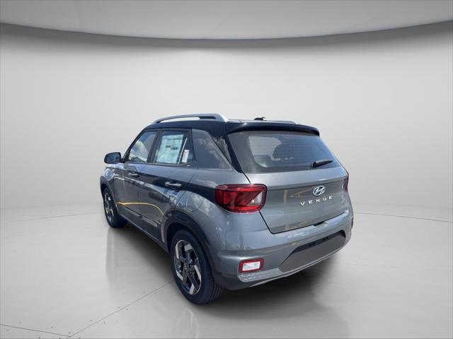 2026 Hyundai Venue SEL w/Two-Tone Roof
