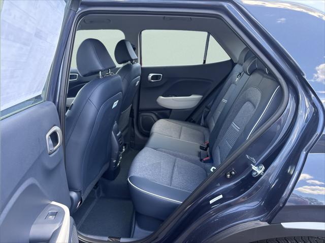 2026 Hyundai Venue SEL w/Two-Tone Roof