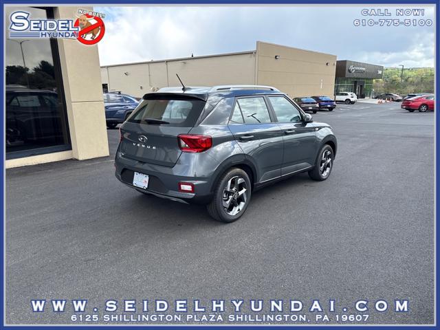 2026 Hyundai Venue SEL w/Two-Tone Roof