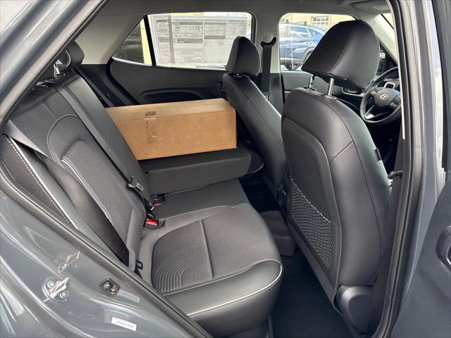 2026 Hyundai Venue SEL w/Two-Tone Roof