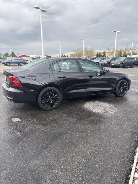2024 Volvo S60 B5 Plus Black Edition