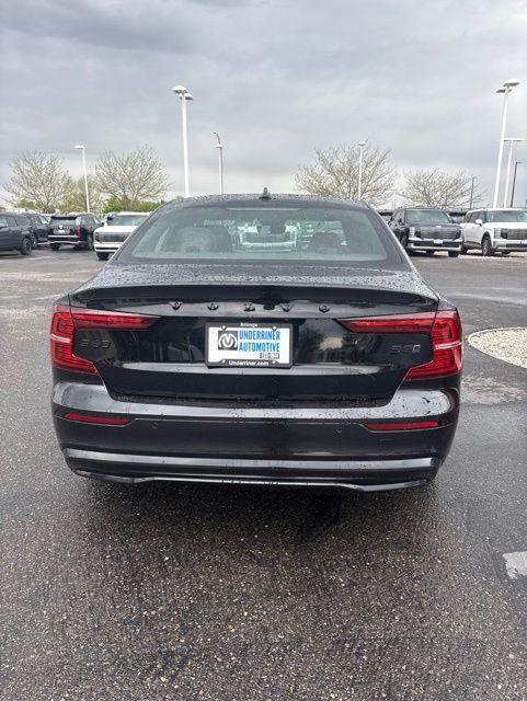 2024 Volvo S60 B5 Plus Black Edition