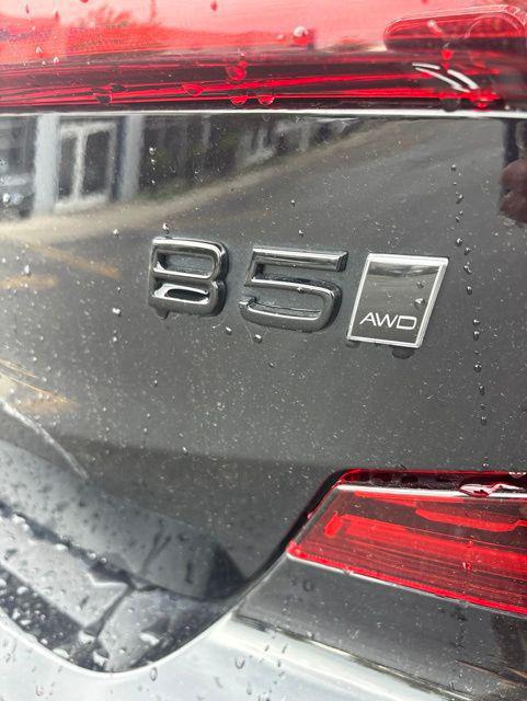 2024 Volvo S60 B5 Plus Black Edition