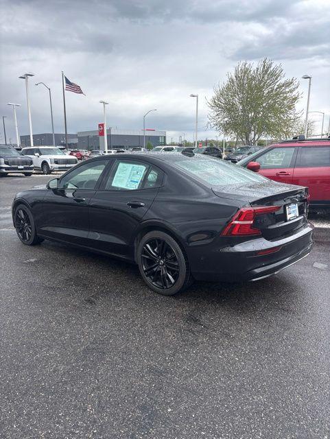 2024 Volvo S60 B5 Plus Black Edition