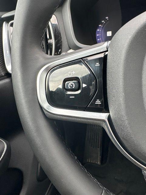 2024 Volvo S60 B5 Plus Black Edition