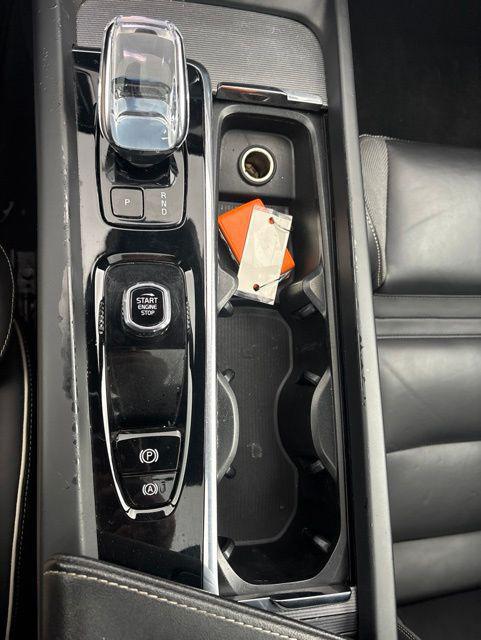 2024 Volvo S60 B5 Plus Black Edition