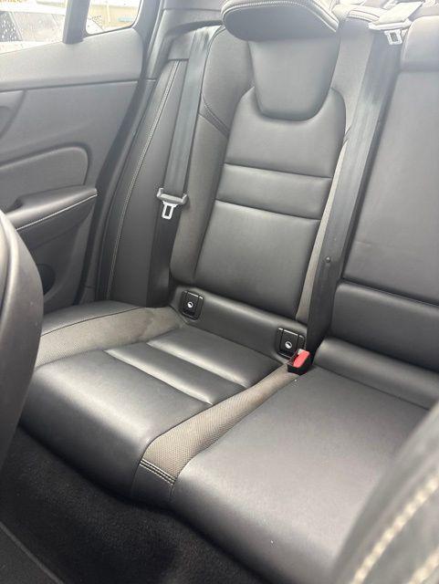 2024 Volvo S60 B5 Plus Black Edition