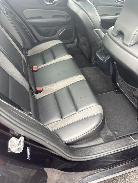 2024 Volvo S60 B5 Plus Black Edition