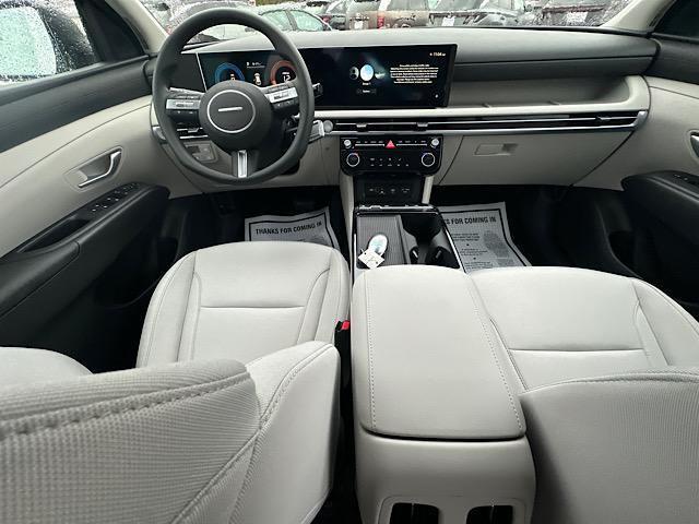 2026 Hyundai Tucson Hybrid Blue SE