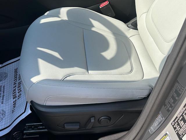 2025 Hyundai Santa Cruz SEL Activity