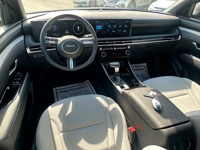 2025 Hyundai Santa Cruz SEL Activity