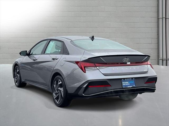 2025 Hyundai Elantra Hybrid SEL Sport