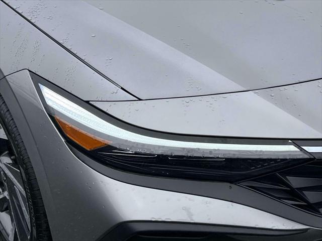 2025 Hyundai Elantra Hybrid SEL Sport