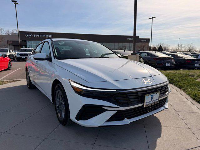 2025 Hyundai Elantra Hybrid Blue