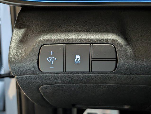 2026 Hyundai Elantra Base