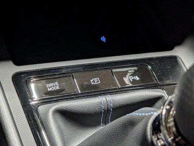 2026 Hyundai Elantra Base