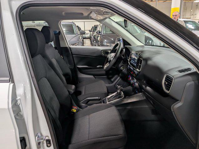 2026 Hyundai Venue SE