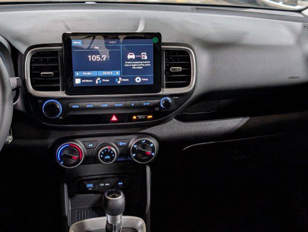 2026 Hyundai Venue SE