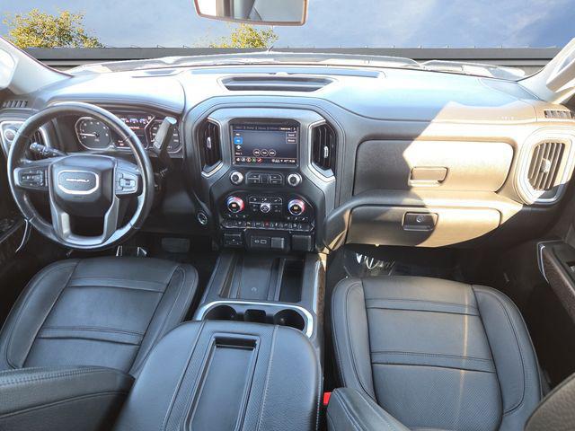 2022 GMC Sierra 2500HD 4WD Crew Cab Standard Bed Denali