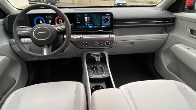 2025 Hyundai Kona SE