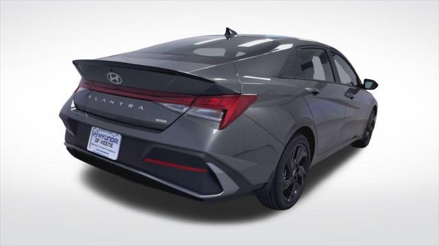 2026 Hyundai Elantra Hybrid SEL Sport