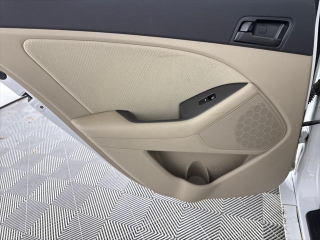 2012 Kia Optima LX