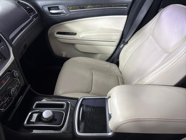 2016 Chrysler 300 C