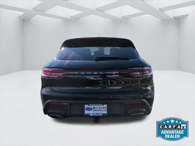 2022 Porsche Macan Base