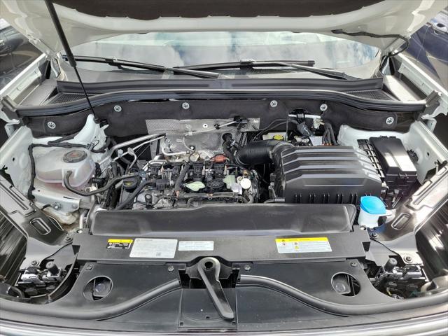 2024 Volkswagen Atlas 2.0T SEL Premium R-Line