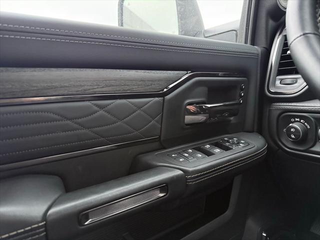 2026 Ram 3500 Limited Crew Cab 4x4 8' Box