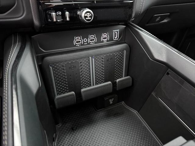 2026 Ram 3500 Limited Crew Cab 4x4 8' Box