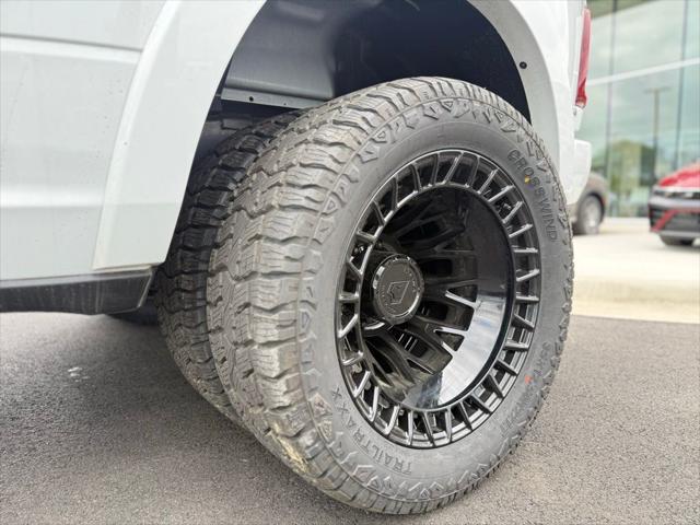2026 Ram 3500 Limited Crew Cab 4x4 8' Box