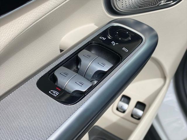 2025 Mercedes-Benz GLC 350e 4MATIC