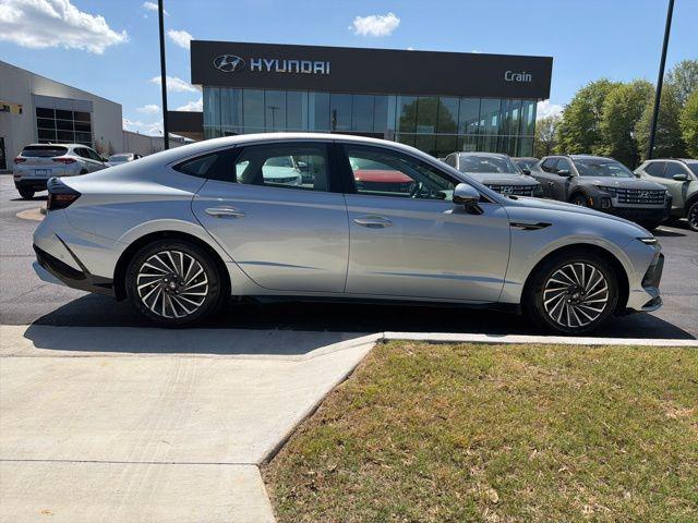 2024 Hyundai Sonata Hybrid Limited