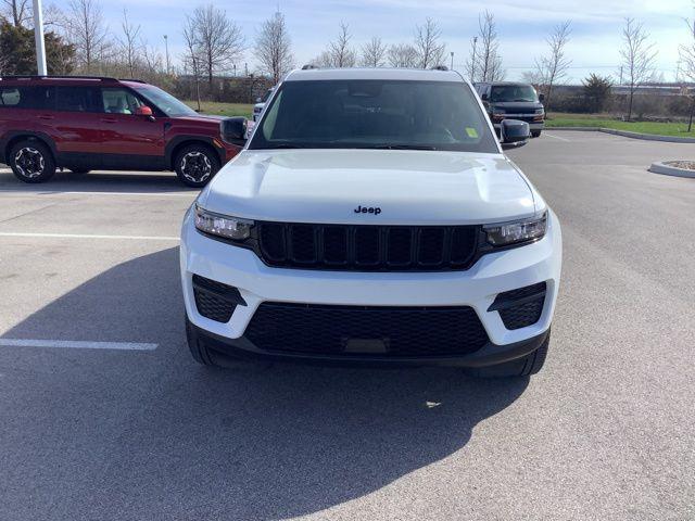 2023 Jeep Grand Cherokee Altitude 4x4 for sale in AVON, IN