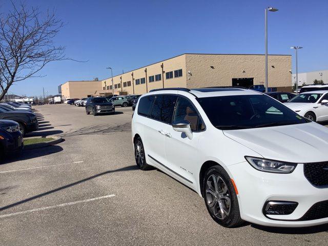2024 Chrysler Pacifica Pinnacle