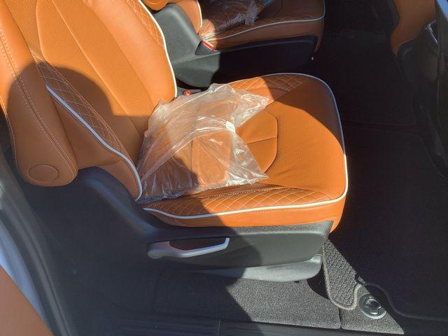 2024 Chrysler Pacifica Pinnacle